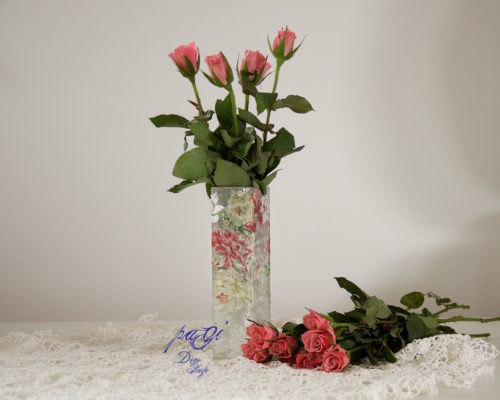 Rózsás váza a fehér bűvöletében DIY